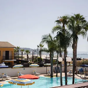  Aparthotel Andrea Vacanze L'ancora Italia