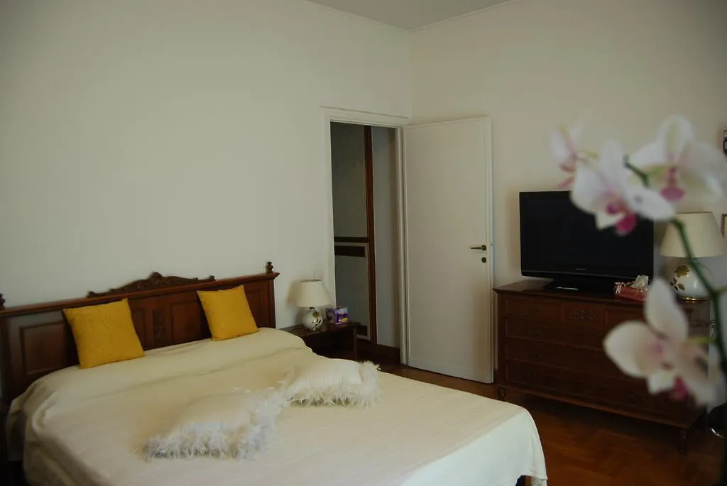 La Badia Del Cavaliere Bed & Breakfast Rome 3*,